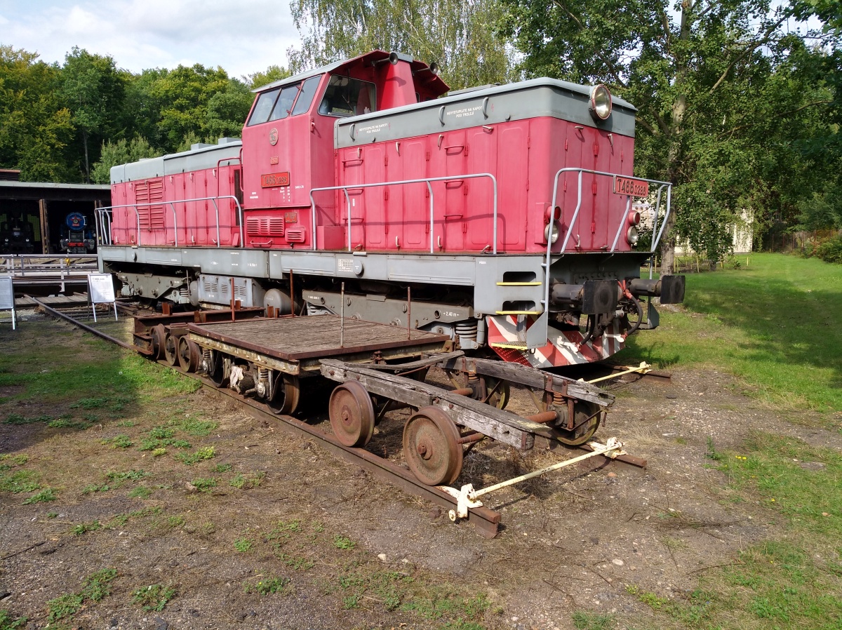 Motorová lokomotiva T466 - foto 624